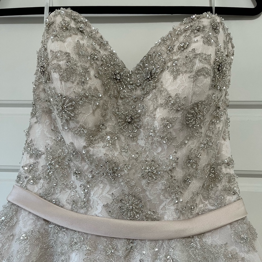 Size 6 Ivory Stella York Wedding Dress - Picture 7 of 14